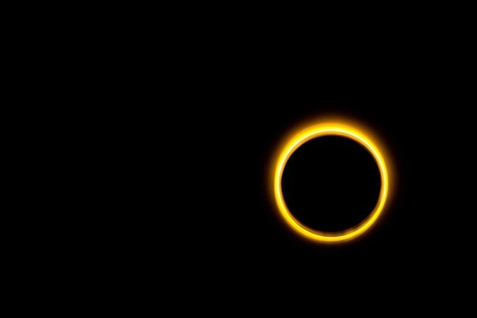 Durante o eclipse anular, um anel dourado fica visível - (crédito: Getty Images) Durante o eclipse anular, um anel dourado fica visível - (crédito: Getty Images)
