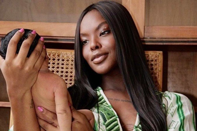 Suelen Gervásio e a filha Nina  -  (crédito: Reprodução Instagram)