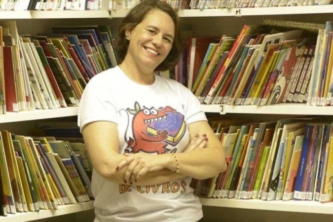 Paixão pelas artes e pelos livros guiou a carreira da professora Ana Paula Bernardes, que descobriu na mediação de leitura uma forma de transpor as paredes da sala de aula e expandir as possibilidades de aprendizagem de crianças e jovens