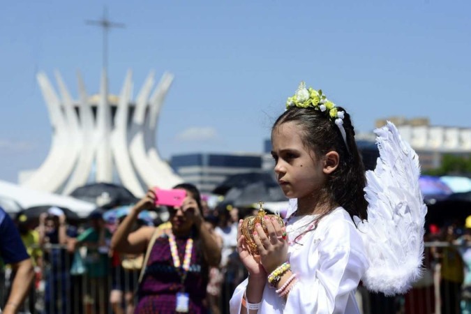  12/10/2023 Crédito: Marcelo Ferreira/CB/D.A Press. Brasil. Brasília - DF - Esplanada dos Ministérios.Missa do dia das crianças e Missa de Nossa Senhora de Aparecida. -  (crédito: Marcelo Ferreira/CB/D.A Press)