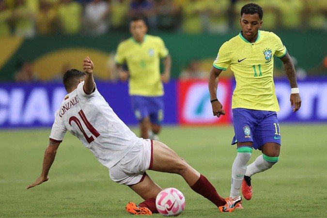 Brasil parou na boa marcação venezuelana na Arena Pantanal
- (crédito: Vitor Silva/CBF) Brasil parou na boa marcação venezuelana na Arena Pantanal
- (crédito: Vitor Silva/CBF)