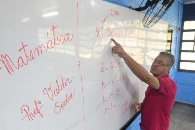 Professor de Matemática Valdir Sodré. 