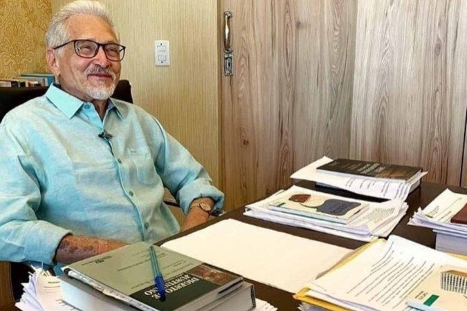 Prefeito José Maria foi visto pela última vez no dia 12 de janeiro - (crédito: Reprodução/Instagram/@josemarialucenaoficial) Prefeito José Maria foi visto pela última vez no dia 12 de janeiro - (crédito: Reprodução/Instagram/@josemarialucenaoficial)