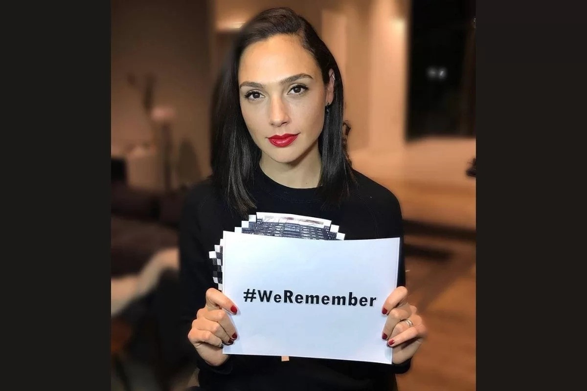 Atriz Gal Gadot, que já serviu ao Exército de Israel, se manifesta contra  ataques