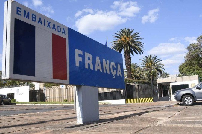 Correio lança caderno com passeio pelas relações entre Brasil-França, por meio dos registros memoriais do Correio - (crédito: Ed Alves/CB) Correio lança caderno com passeio pelas relações entre Brasil-França, por meio dos registros memoriais do Correio - (crédito: Ed Alves/CB)