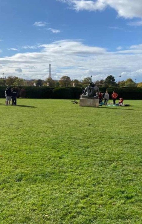 Museu louvre é fechado neste sábado