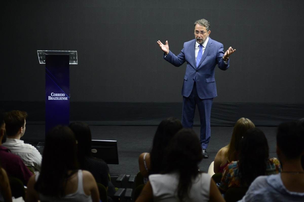 Guilherme Machado, presidente do Correio Braziliense, no início das atividades presenciais do curso Jornalismo na Prática