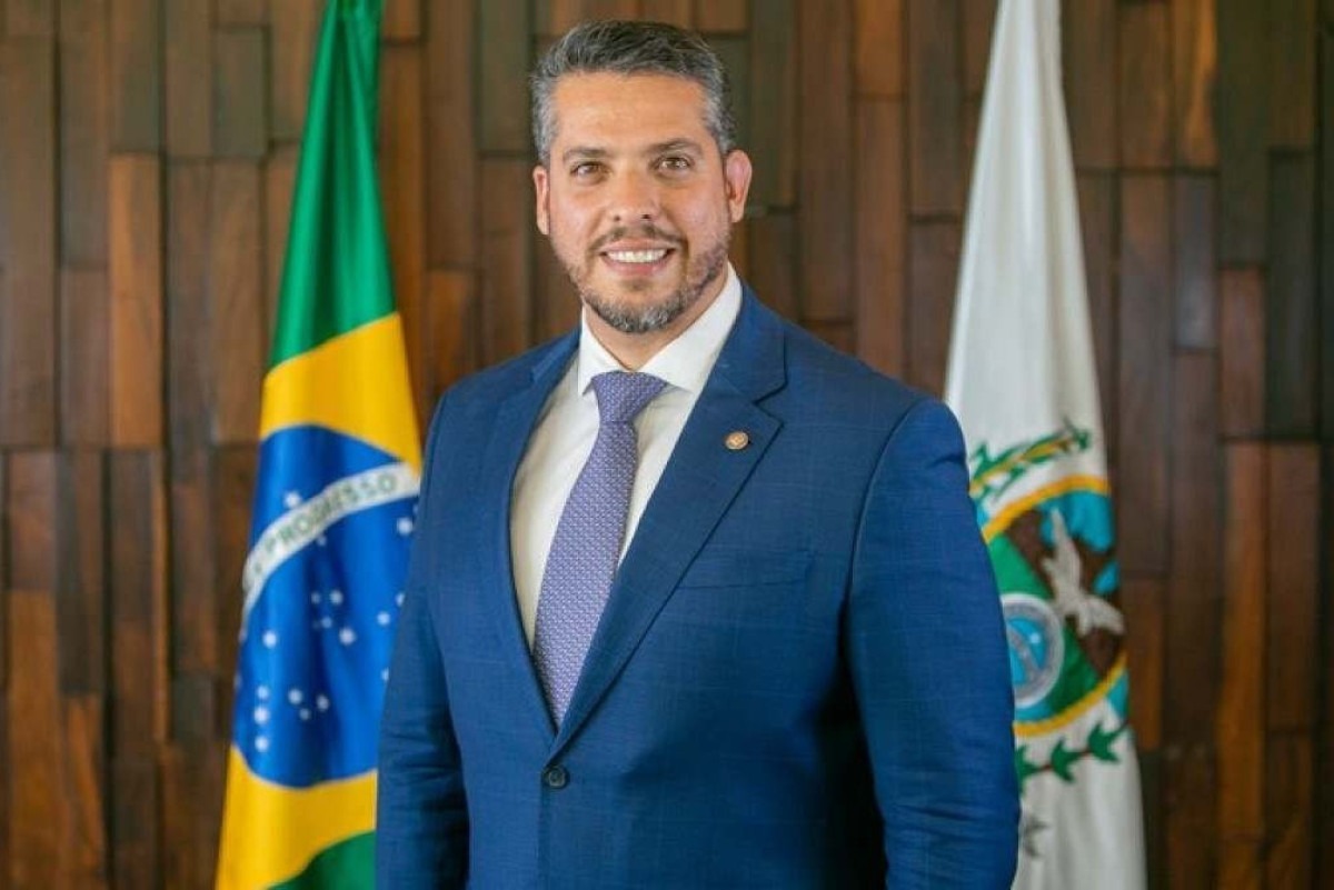 Deputado que quebrou placa de Marielle tem as contas reprovadas pelo TSE