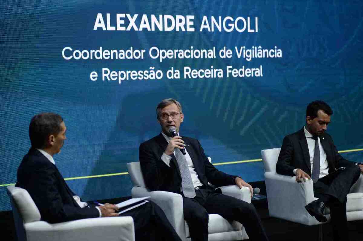 Para o Alexandre Angoli o combate ao mercado ilegal de bebidas alcoólicas tem que ser combatido com uma frente ampla  -  (crédito: Minervino Junior/ CB/D.APress)
