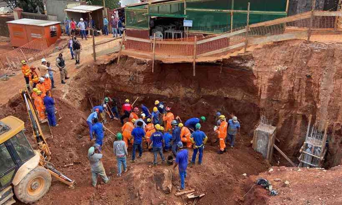 Três trabalhadores morrem soterrados em construção de supermercado