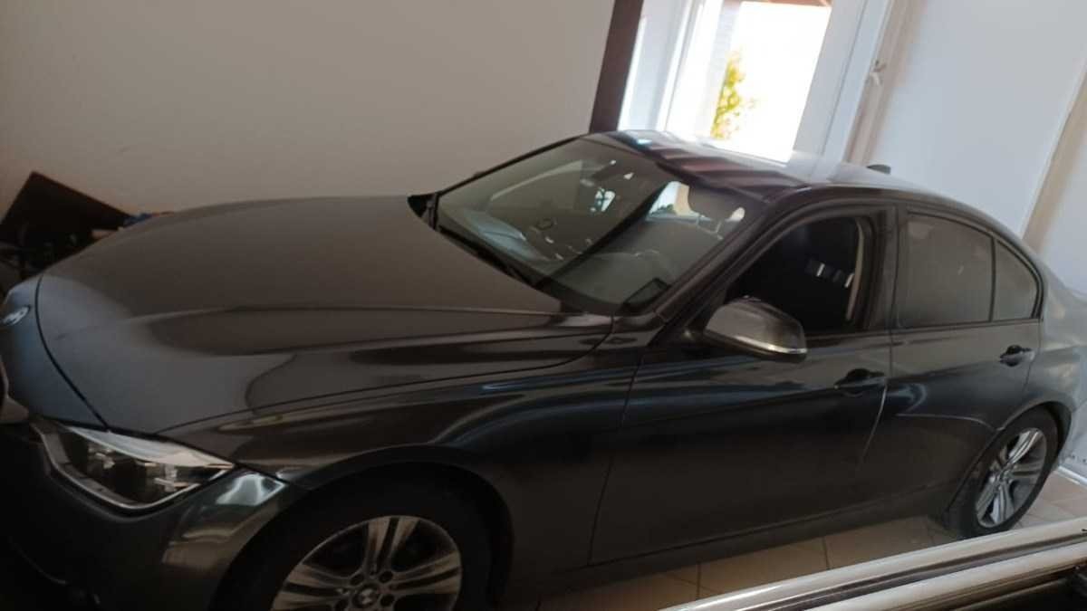 A PF aprendeu 15 carros de luxo e 9 aviões em operação na manhã desta terça-feira (17/10)