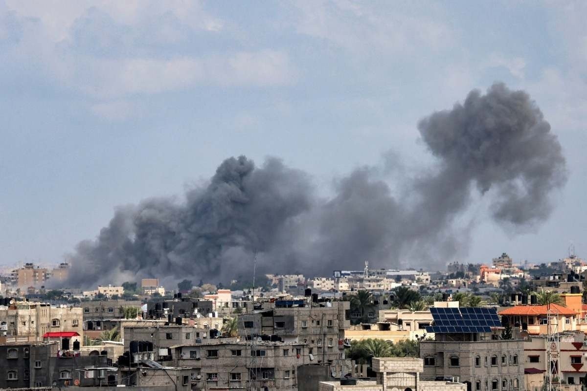 Número de mortes em Gaza sobe para 3.300; bombardeios continuam