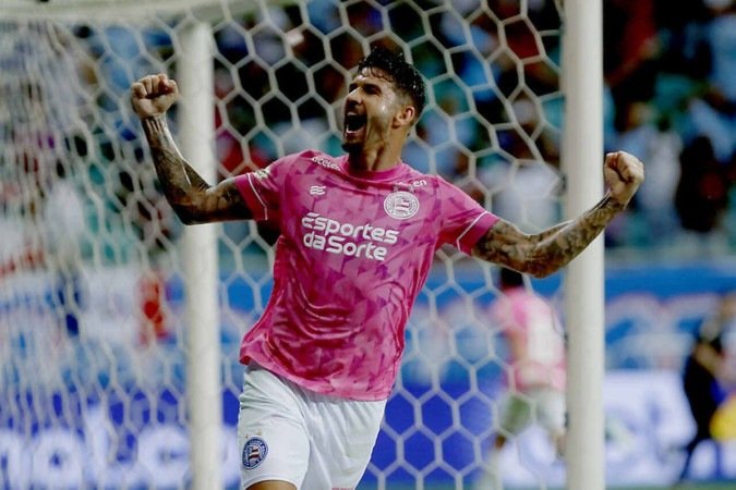 Gabriel Teixeira foi o autor do gol da vitória tricolor sobre o colorado - (crédito: Felipe Oliveira/EC Bahia) Gabriel Teixeira foi o autor do gol da vitória tricolor sobre o colorado - (crédito: Felipe Oliveira/EC Bahia)