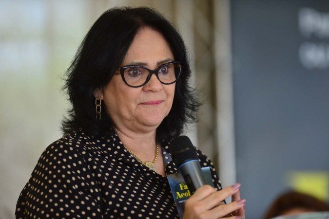 A proposta de Damares define protocolos que as instituições de ensino devem seguir para prevenir e combater a violência escolar - (crédito: Ed Alves/CB/DA.Press) A proposta de Damares define protocolos que as instituições de ensino devem seguir para prevenir e combater a violência escolar - (crédito: Ed Alves/CB/DA.Press)