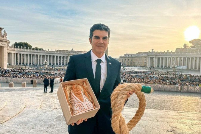 Helder Barbalho no Vaticano para encontro com Papa Francisco - (crédito: Reproduçao/Redes sociais) Helder Barbalho no Vaticano para encontro com Papa Francisco - (crédito: Reproduçao/Redes sociais)