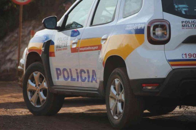 Militares reagiram ao serem alvos de tiros do suspeito - (crédito: PMMG/Divulgação) Militares reagiram ao serem alvos de tiros do suspeito - (crédito: PMMG/Divulgação)