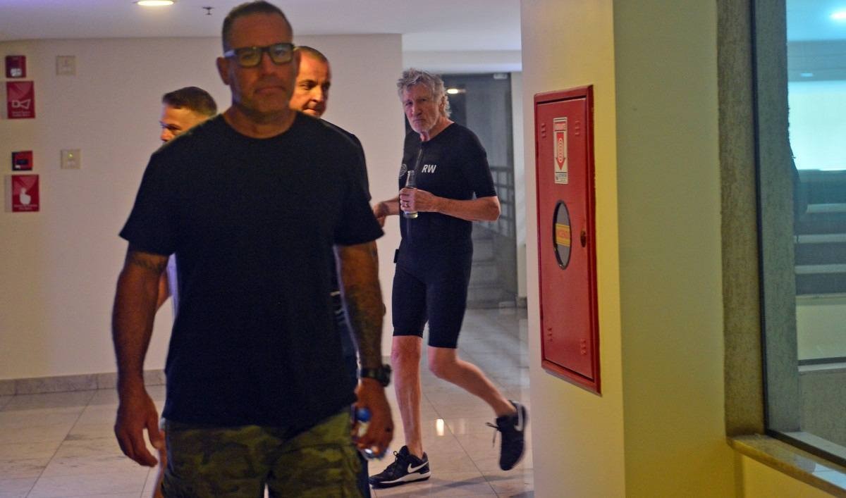 Roger Waters está hospedado no Meliá e  tem malhado na hora do almoço