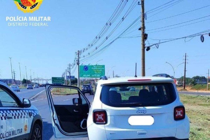 Os homens foram abordados na DF 001 próximo a entrada do Recanto das Emas e Quadra 2 setor leste do gama. - (crédito: PMDF/ Divulgação) Os homens foram abordados na DF 001 próximo a entrada do Recanto das Emas e Quadra 2 setor leste do gama. - (crédito: PMDF/ Divulgação)