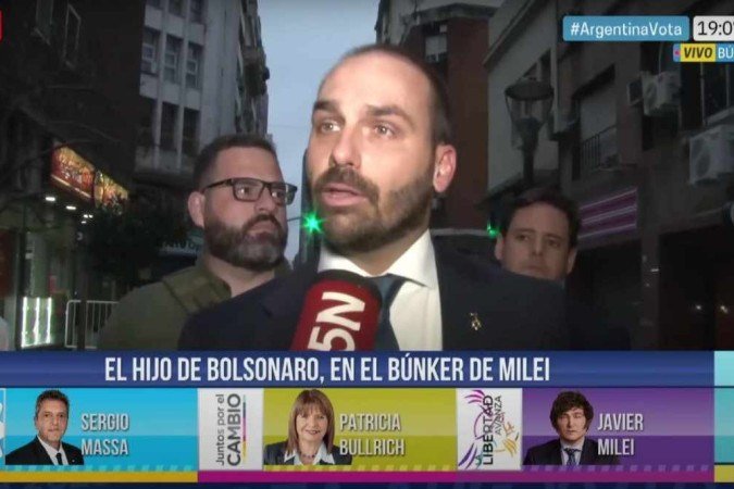 Eduardo foi tirado do ar no momento em que defendia que os argentinos se armem para defender a Eduardo foi tirado do ar no momento em que defendia que os argentinos se armem para defender a