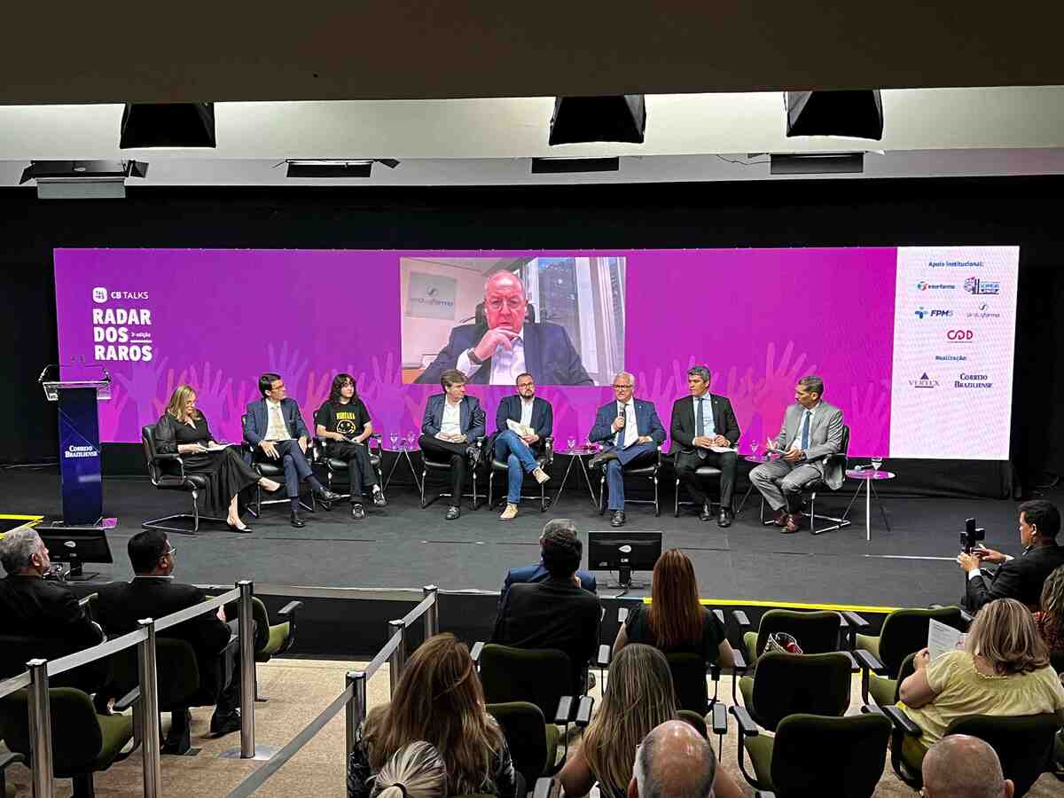 Presidente executivo do Sindusfarma participa da 2ª edição do 