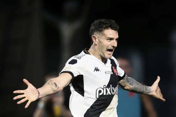 Vegetti comemorando gol pelo Vasco     -  (crédito: Daniel Ramalho/Vasco)