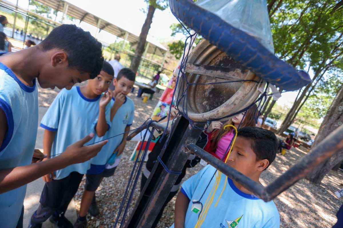 Ha Ono Beko completa 27 anos e promove oficinas de reciclagem e produção musical em escolas públicas