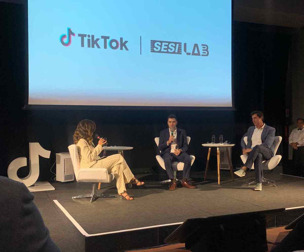 União tem como principal desafio promover o uso inovador de ferramentas digitais e de comunicação para experimentação de novas formas de aprender e ensinar. -  (crédito: Débora Oliveira)