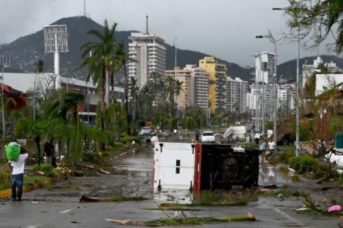 Hall compartilhou alguns dos danos que Otis deixou no hotel onde estava hospedado - (crédito: Getty Images) Hall compartilhou alguns dos danos que Otis deixou no hotel onde estava hospedado - (crédito: Getty Images)