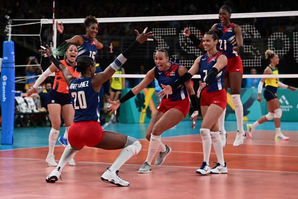 Vôlei: Seleção feminina perde para dominicanas e fica com a prata no Pan