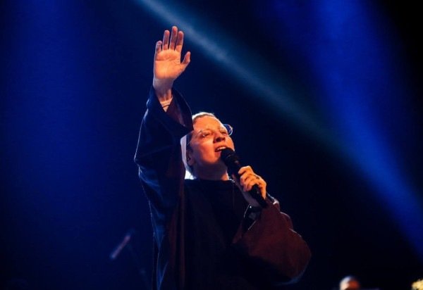 Irmã Kelly Patrícia se apresentará em Congresso Mariano