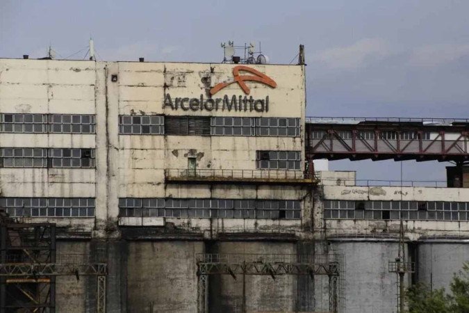 Sede da ArcelorMittal no Cazaquistão - (crédito: Ruslan Pryanikov/AFP) Sede da ArcelorMittal no Cazaquistão - (crédito: Ruslan Pryanikov/AFP)