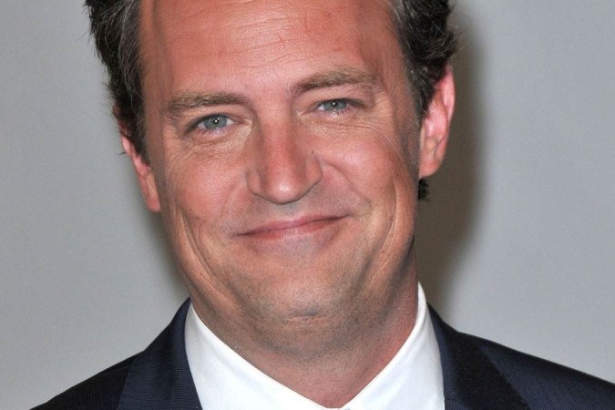 Matthew Perry foi encontrado morto na casa dele, em Los Angeles, nos Estados Unidos, no último sábado (28/10)       -  (crédito:  Chris Delmas / AFP)