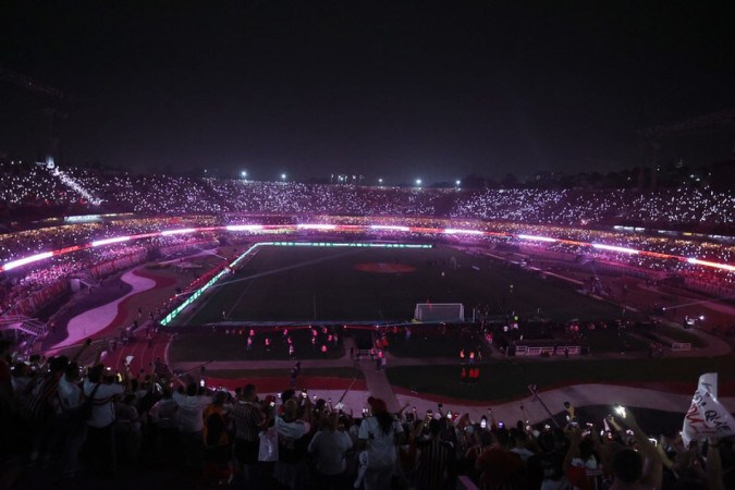 Entre os dias 10 e 13 de novembro, Morumbi receberá show da banda Red Hot Chilli Peppers e do grupo mexicano RBD -  (crédito: Jogada10)