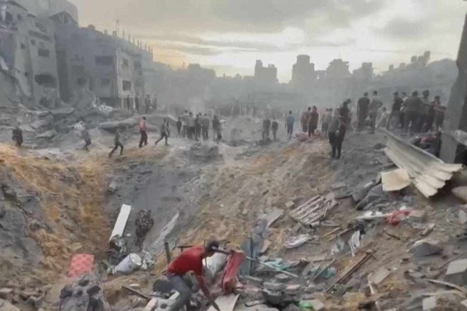 As forças israelenses iniciaram na semana passada uma operação contra o Hospital Al Shifa, o principal de Gaza - (crédito: Fadi Alwhidi/AFP) As forças israelenses iniciaram na semana passada uma operação contra o Hospital Al Shifa, o principal de Gaza - (crédito: Fadi Alwhidi/AFP)