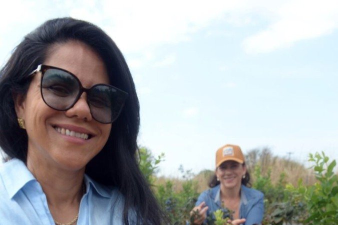 Produtoras - irmãs e sócias - Leandra Lima (boné) e Zuilene Lima