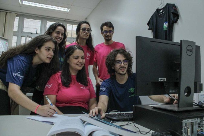 Lucas, Nathalia, Maria Eduarda Santos, Maria Eduarda de Olanda, Alberto e Tiago: equipes feminina e masculina - (crédito: Fotos: Kayo Magalhães/CB) Lucas, Nathalia, Maria Eduarda Santos, Maria Eduarda de Olanda, Alberto e Tiago: equipes feminina e masculina - (crédito: Fotos: Kayo Magalhães/CB)