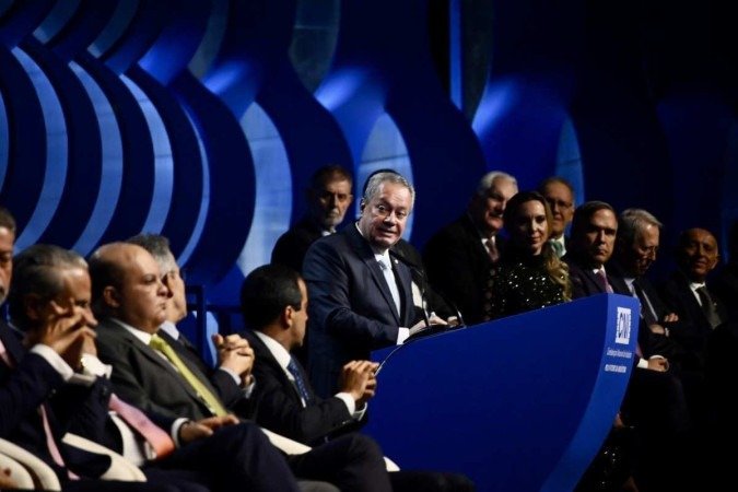 Na solenidade, o novo presidente disse que há Na solenidade, o novo presidente disse que há