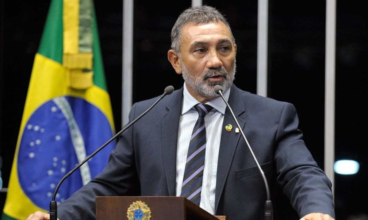 Ex-senador condenado por estuprar a filha tem prisão domiciliar decretada
