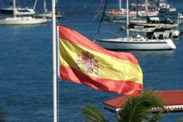 O barco, com contêineres de mercadorias, procedentes de Cartagena das Índias, na Colômbia, estava sendo monitorado por mar e por terra por membros das forças de segurança espanhola - (crédito: Karl Callwood/Unsplash) O barco, com contêineres de mercadorias, procedentes de Cartagena das Índias, na Colômbia, estava sendo monitorado por mar e por terra por membros das forças de segurança espanhola - (crédito: Karl Callwood/Unsplash)