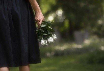 Dia de Finados: entenda a origem e as celebrações em torno da data Essa data tem por objetivo principal relembrar a memória dos entes queridos que já se foram, e também possui aspectos culturais que são aplicados em diversas partes do mundo - (crédito: Reprodução/Freepik)