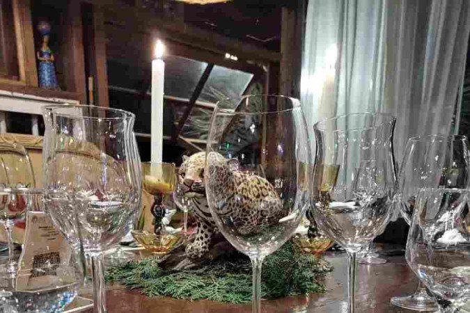 Mesa de rÃ©veillon no restaurante Brasis AteliÃª GastronÃŽmico, no NÃºcleo Rural Lago Oeste, em Sobradinho