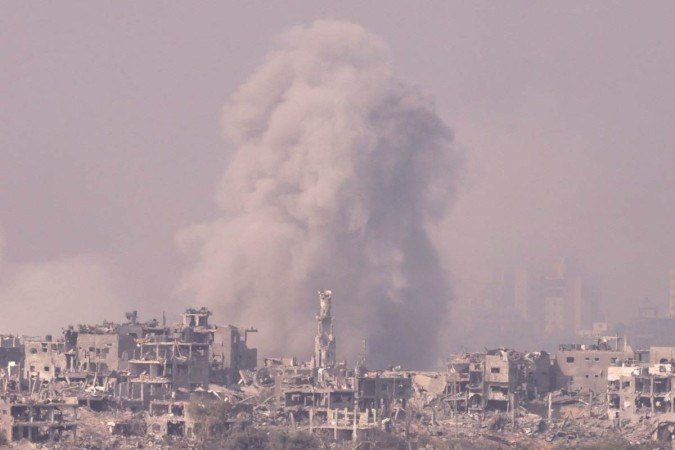 Israel controlou Gaza de 1967 a 2005, quando o então primeiro-ministro, Ariel Sharon, decidiu retirar-se completamente do território - (crédito: Jack Guez/AFP) Israel controlou Gaza de 1967 a 2005, quando o então primeiro-ministro, Ariel Sharon, decidiu retirar-se completamente do território - (crédito: Jack Guez/AFP)