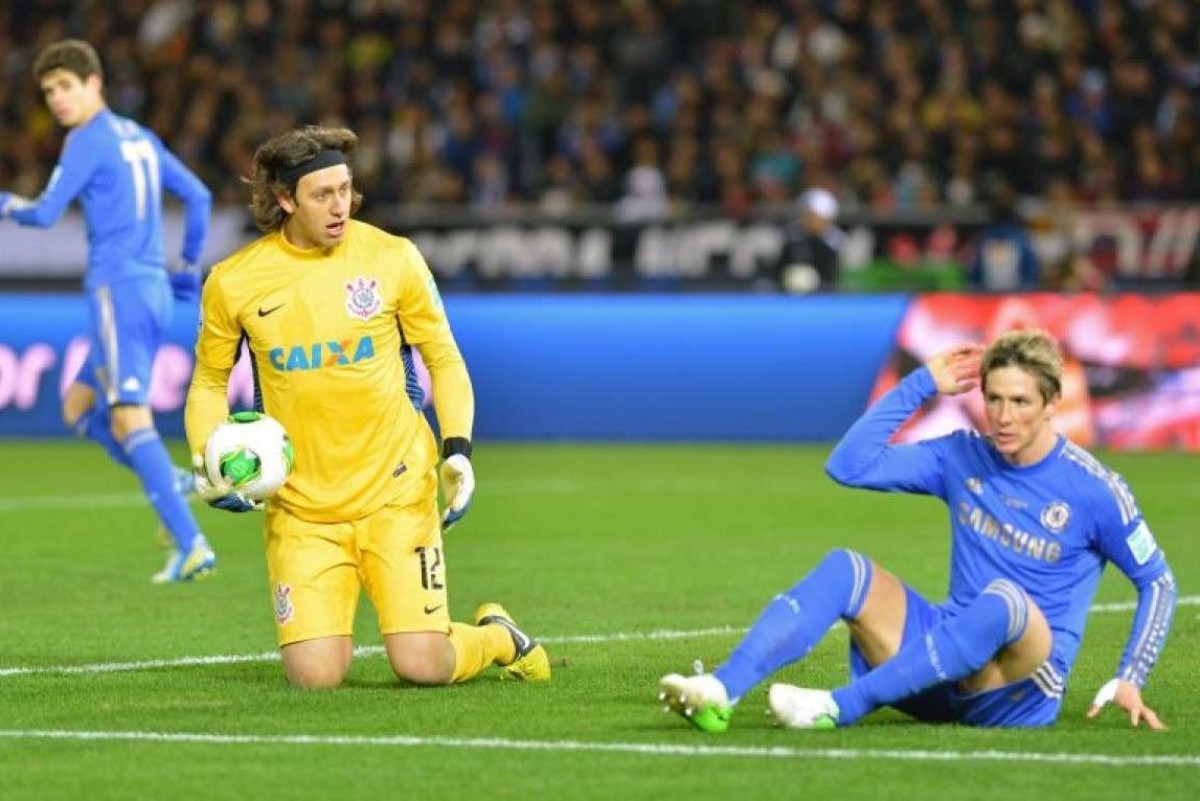 qual é o time de futebol do escudo? Quem entende tudo de futebol