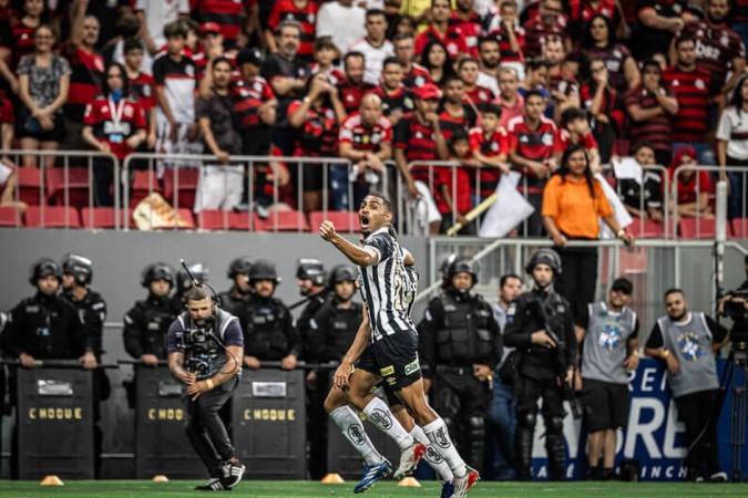 Santos faz grande campanha de recuperação no segundo turno do Brasileirão  -  (crédito: Raul Baretta/ Santos FC)