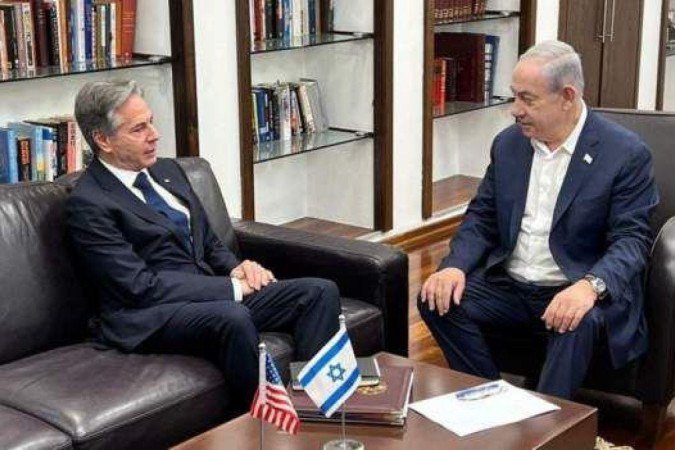 O secretário de Estado dos EUA, Antony Blinken, se encontrou com o primeiro-ministro israelense, Benjamin Netanyahu - (crédito: Getty Images) O secretário de Estado dos EUA, Antony Blinken, se encontrou com o primeiro-ministro israelense, Benjamin Netanyahu - (crédito: Getty Images)