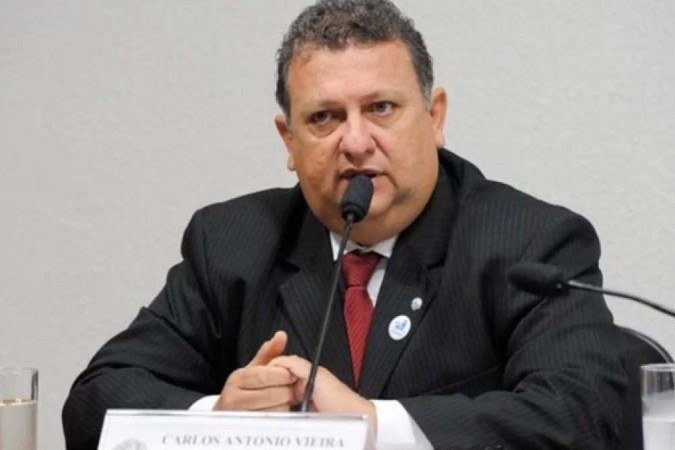 A indicação de Carlos Vieira vem do presidente da Câmara, deputado Arthur Maia (PP-AL), na estratégia do governo de acomodar mais partidos do Centrão no Executivo - (crédito: Marcos Oliveira/Agência Senado) A indicação de Carlos Vieira vem do presidente da Câmara, deputado Arthur Maia (PP-AL), na estratégia do governo de acomodar mais partidos do Centrão no Executivo - (crédito: Marcos Oliveira/Agência Senado)
