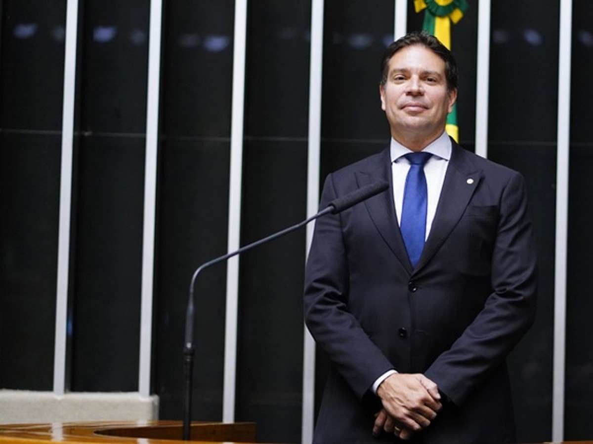 PGR cita suspeita de corrupção de Ramagem na Abin sob Bolsonaro