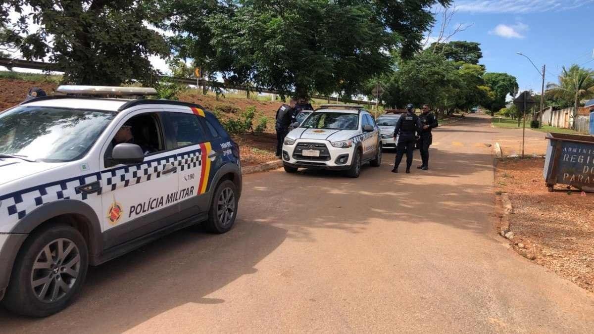 Homem é preso depois de agredir e manter mulher em cárcere no DF