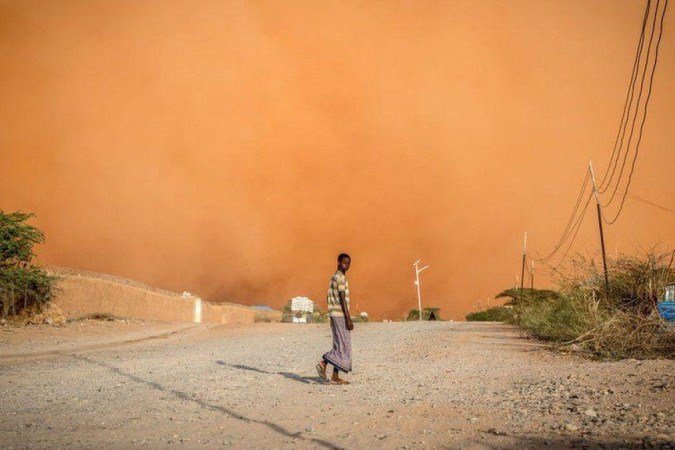 Partes da África Oriental sofreram a pior seca dos últimos 40 anos, deslocando quase 1,2 milhões de pessoas só na Somália -  (crédito: Getty Images)