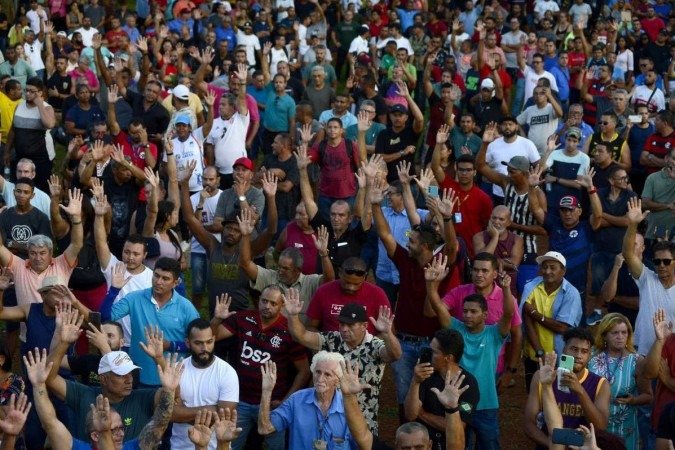 Em decisão apertada, rodoviários decidiram suspender a greve para negociar com as empresas. Acordo será mediado pelo MP do Trabalho - (crédito: Marcelo Ferreira/CB/D.A Press) Em decisão apertada, rodoviários decidiram suspender a greve para negociar com as empresas. Acordo será mediado pelo MP do Trabalho - (crédito: Marcelo Ferreira/CB/D.A Press)